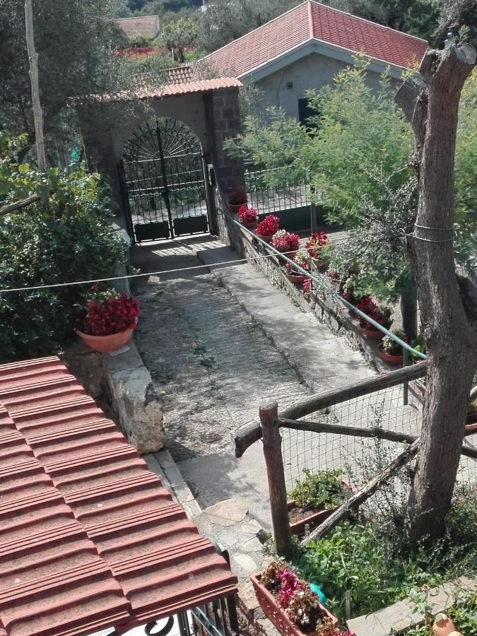Bed and Breakfast Casa Lorella Масса-Лубренсе Экстерьер фото